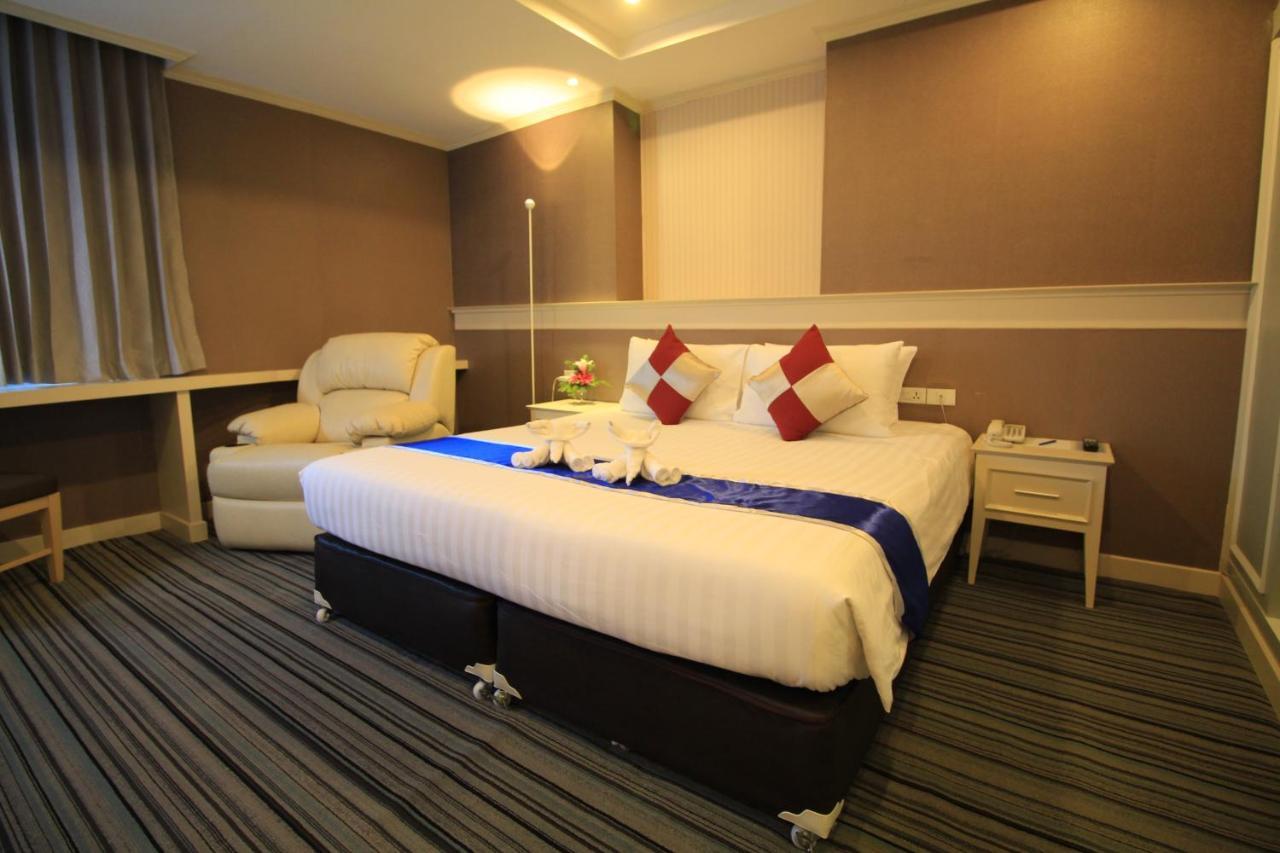 โรงแรมวีวิช V Wish Hotel Khon Kaen Eksteriør billede