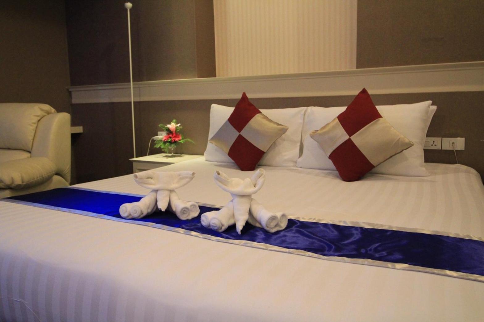 โรงแรมวีวิช V Wish Hotel Khon Kaen Eksteriør billede