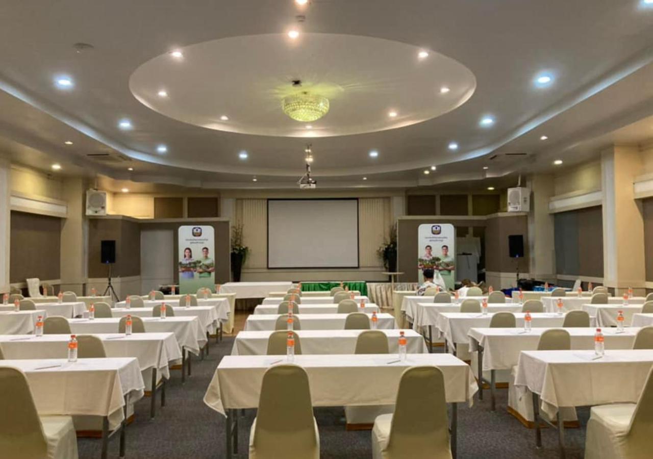 โรงแรมวีวิช V Wish Hotel Khon Kaen Eksteriør billede