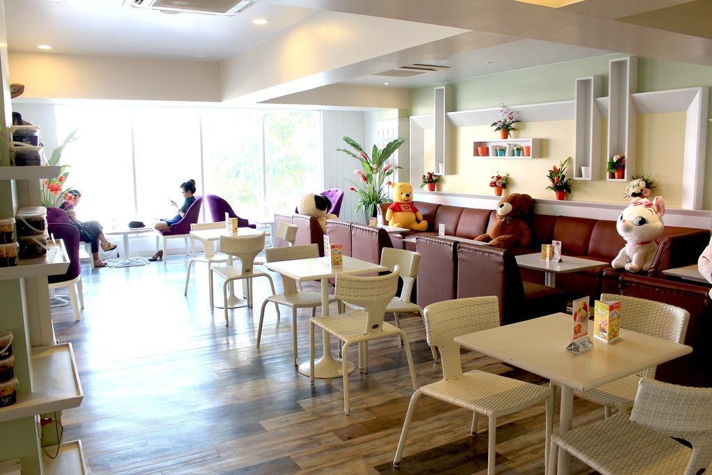 โรงแรมวีวิช V Wish Hotel Khon Kaen Eksteriør billede