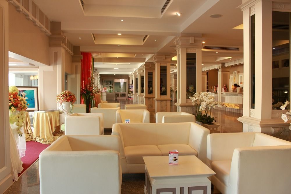 โรงแรมวีวิช V Wish Hotel Khon Kaen Eksteriør billede