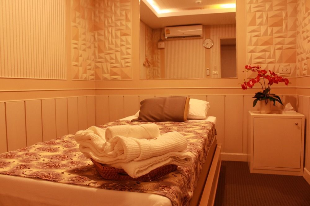 โรงแรมวีวิช V Wish Hotel Khon Kaen Eksteriør billede