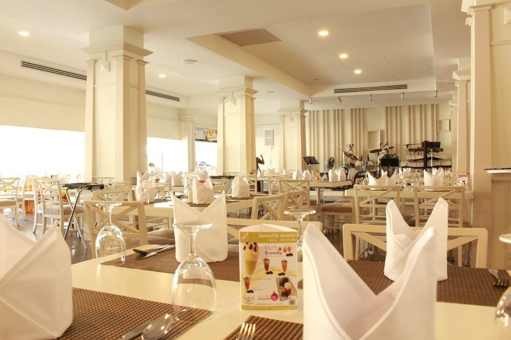 โรงแรมวีวิช V Wish Hotel Khon Kaen Eksteriør billede
