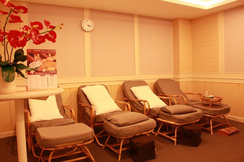 โรงแรมวีวิช V Wish Hotel Khon Kaen Eksteriør billede